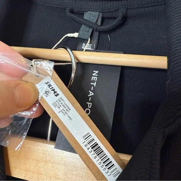 New SKIMS Soft Lounge Rib Sleep Set - Onyx black size small - Picture 6 of 14